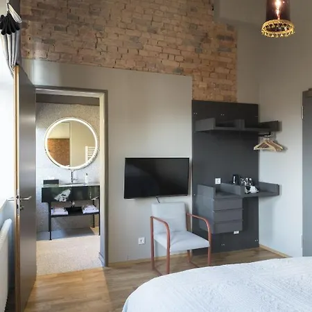 Sonne Hotell *